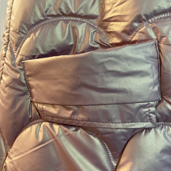 New SHEIN Pink Metallic Puffer Vest - Picture 6 of 8